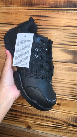 tenis oakley lançamento 79,99 - Roupas e calçados - Jardim das Palmeiras,  Uberlândia 964794599 | OLX