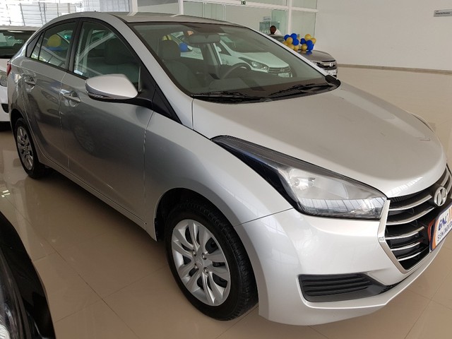 HYUNDAI HB20S 1.6 COMFORT PLUS 16V FLEX 4P AUTOMATICO