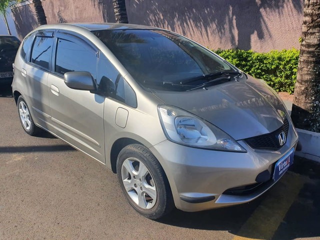 FIT 1.4 LX 16V FLEX 4P MANUAL 2011