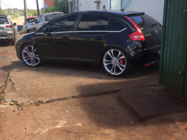 VENDE SE CITRÖEN C4 HATCH 2013