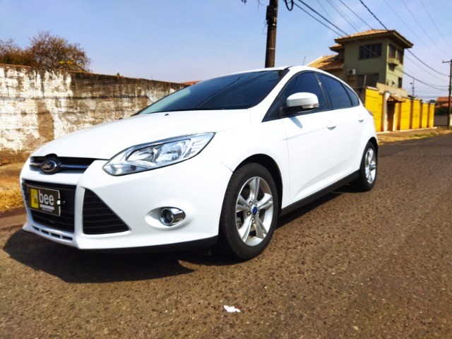 FORD FOCUS 1.6 SE FLEX 16V 5P MT