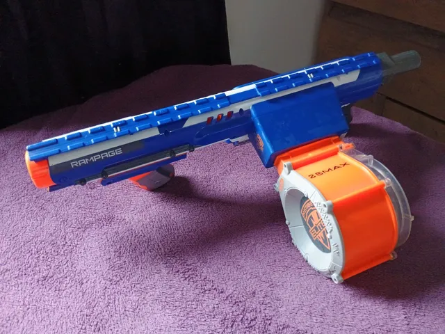 NERF - Grande arma de brinquedo . Funcionando. Med maior.: Med 70 X 18 cm.