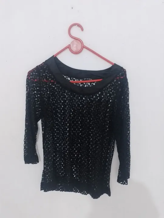 Blusa de renda preta