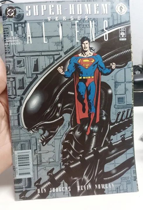 CROSSOVER SUPERMAN X MONSTROS DO CINEMA - Foto 3