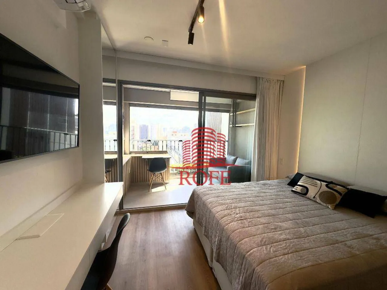 Studio MOBILIADO à venda com 30m² - Moema, São Paulo/SP.