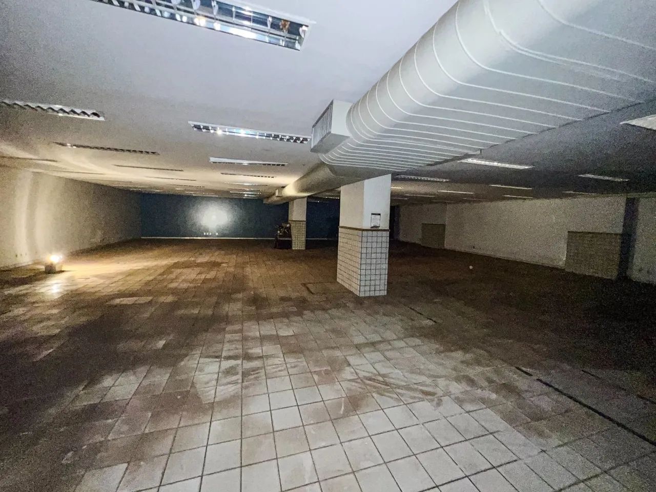 Galeria para venda possui 1100 metros quadrados em Setor Central - Goiânia - GO - Foto 8