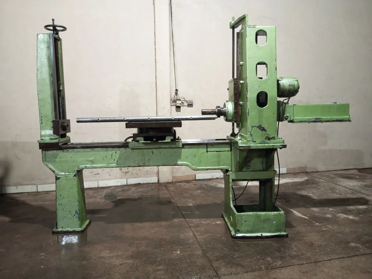 MANDRILHALHADORA. TORNO. FRESADORA. PLAINA. PRENSA. SOLDA. FURADEIRA RADIAL.RADIAL. - Foto 2