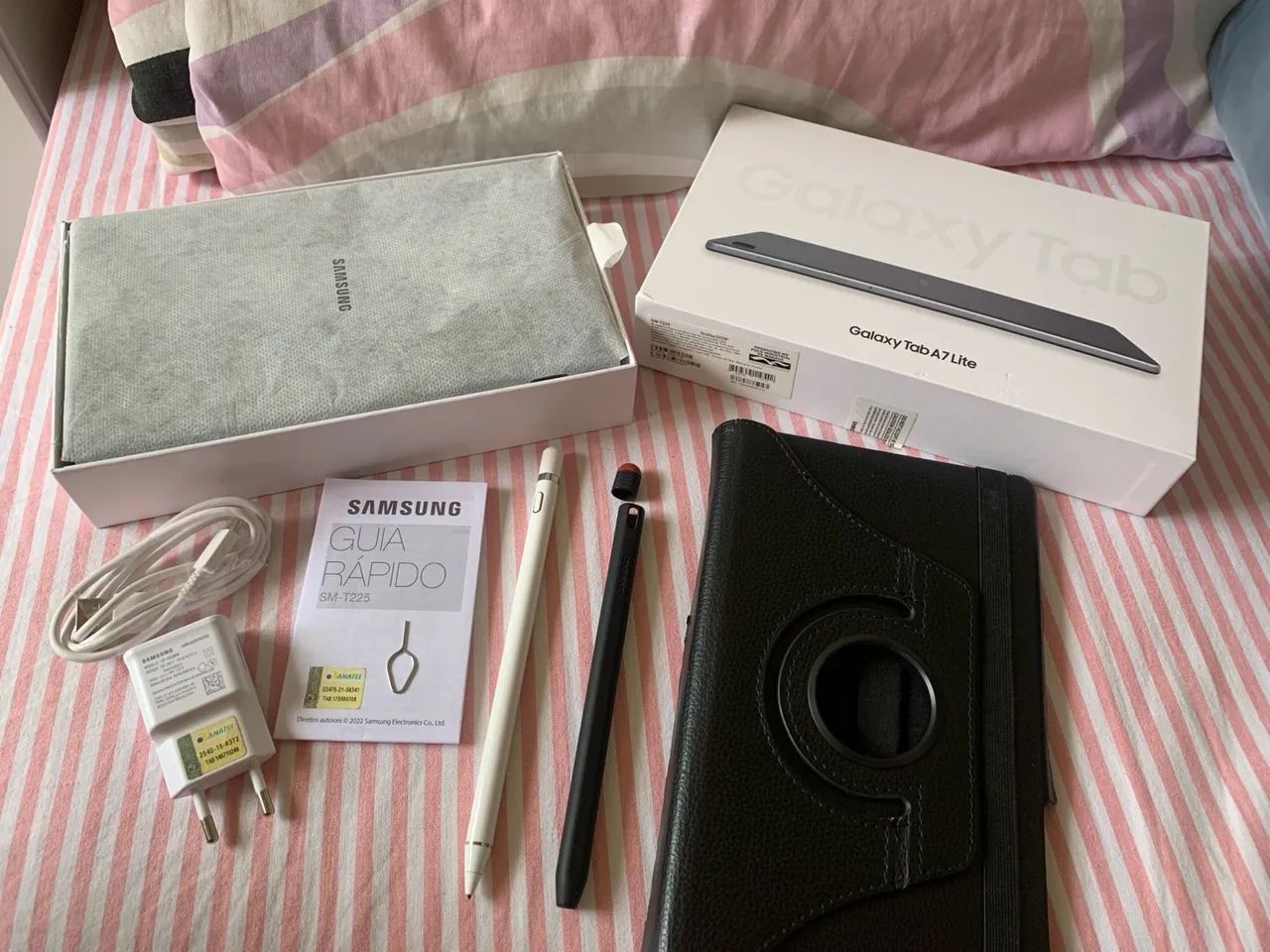 Tab A7 Lite Seminovo com caneta na caixa 