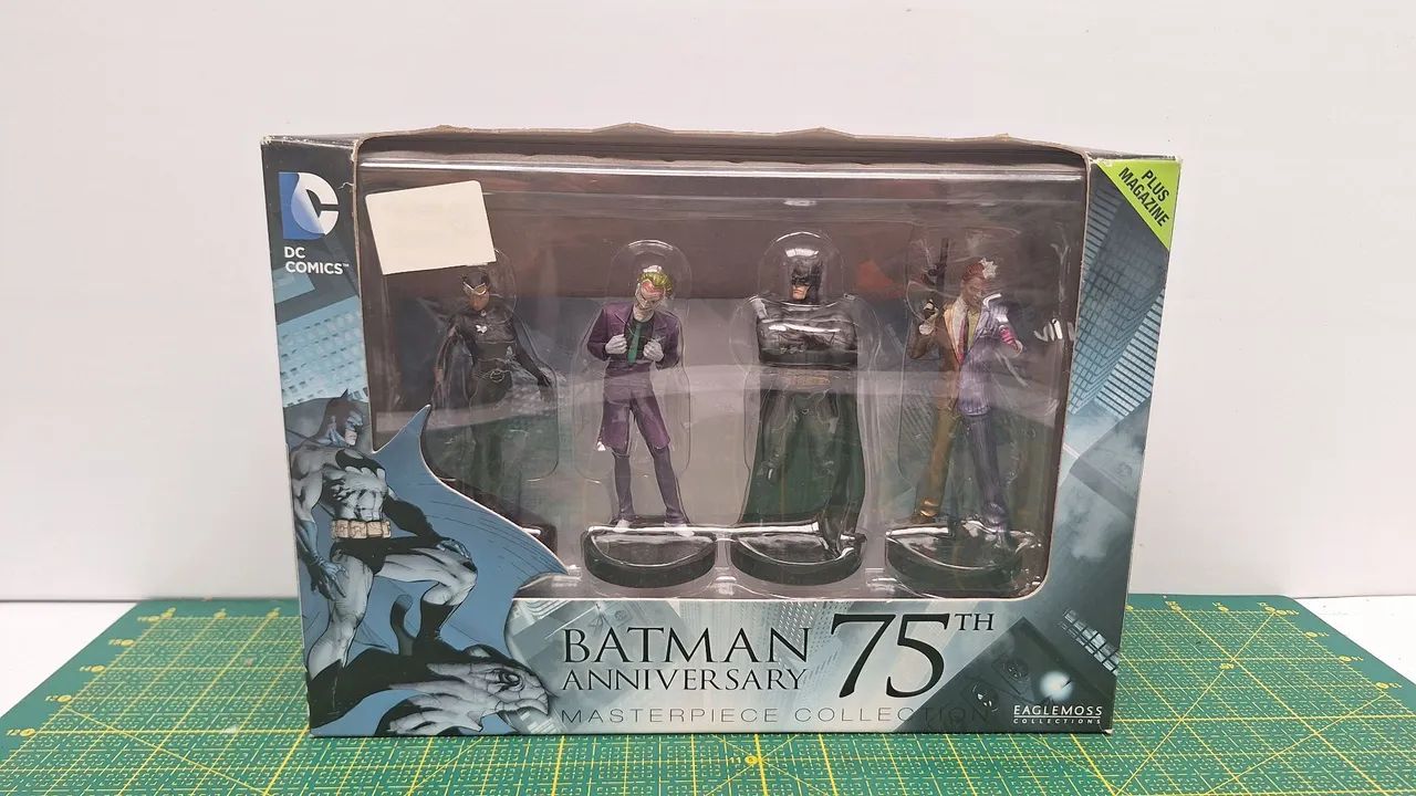 Batman aniversary 75th masterpiece collection 