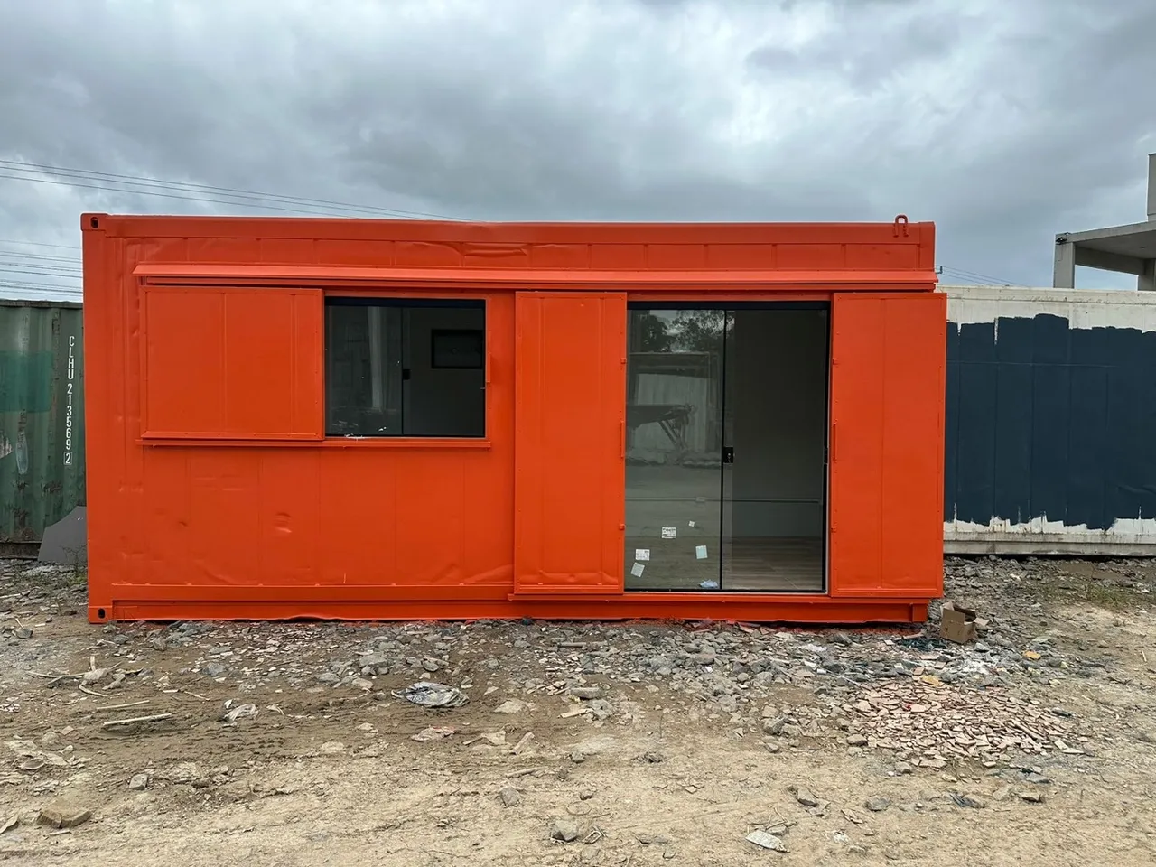 Container