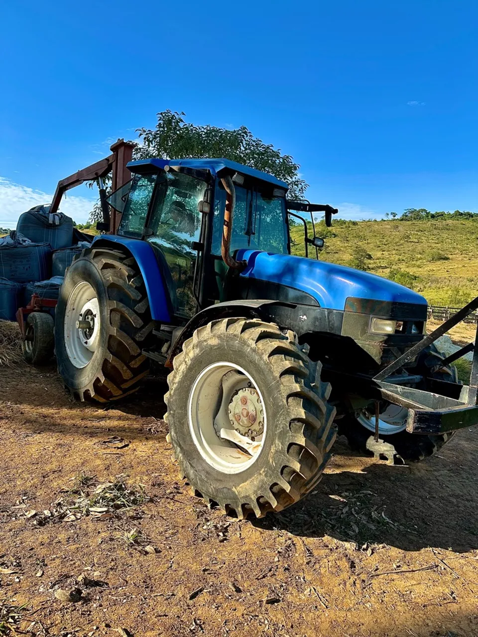 Trator tm150