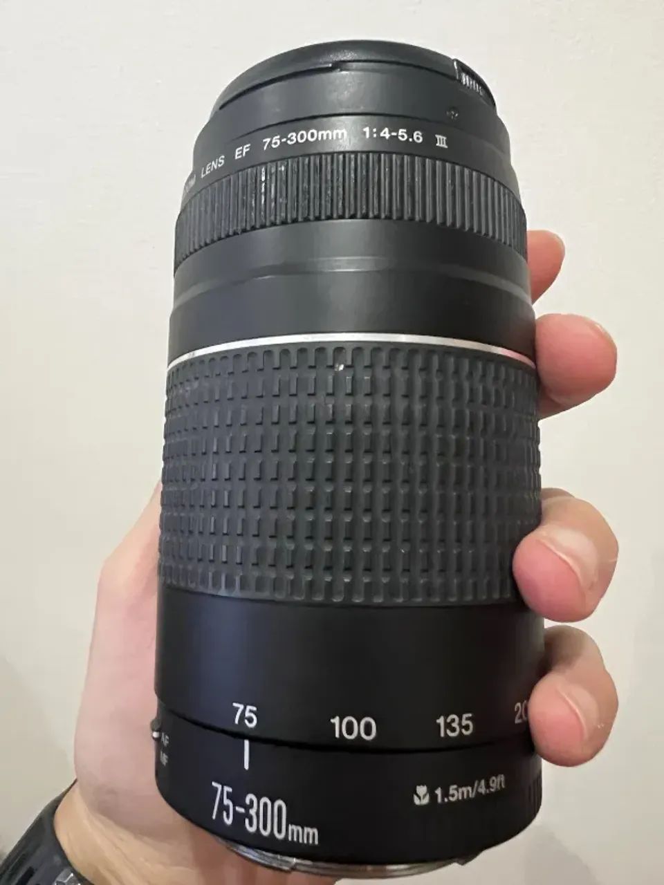 Lente Canon 75-300mm F4.5/F5.6