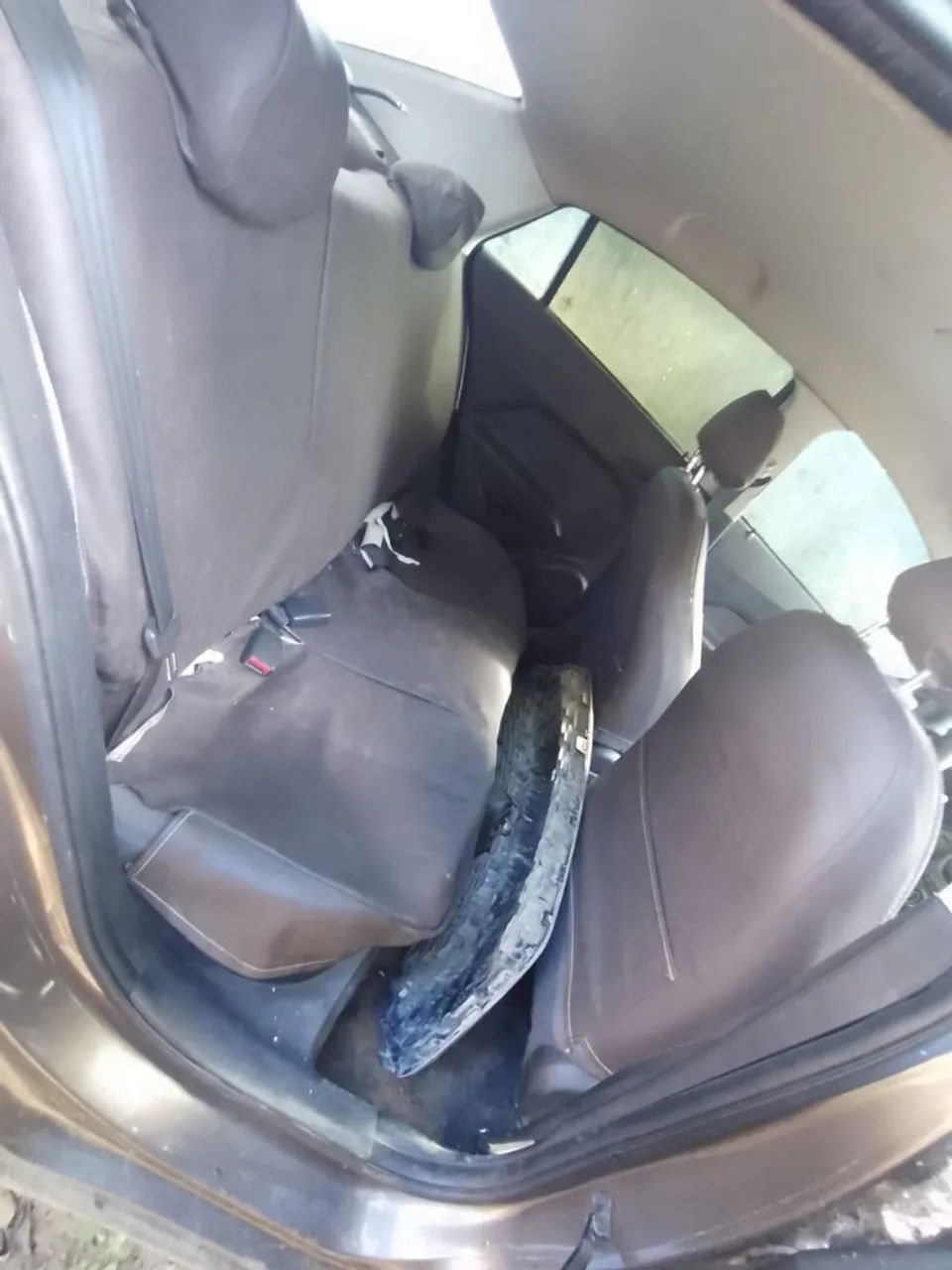 Carro com avarias para venda - Foto 4