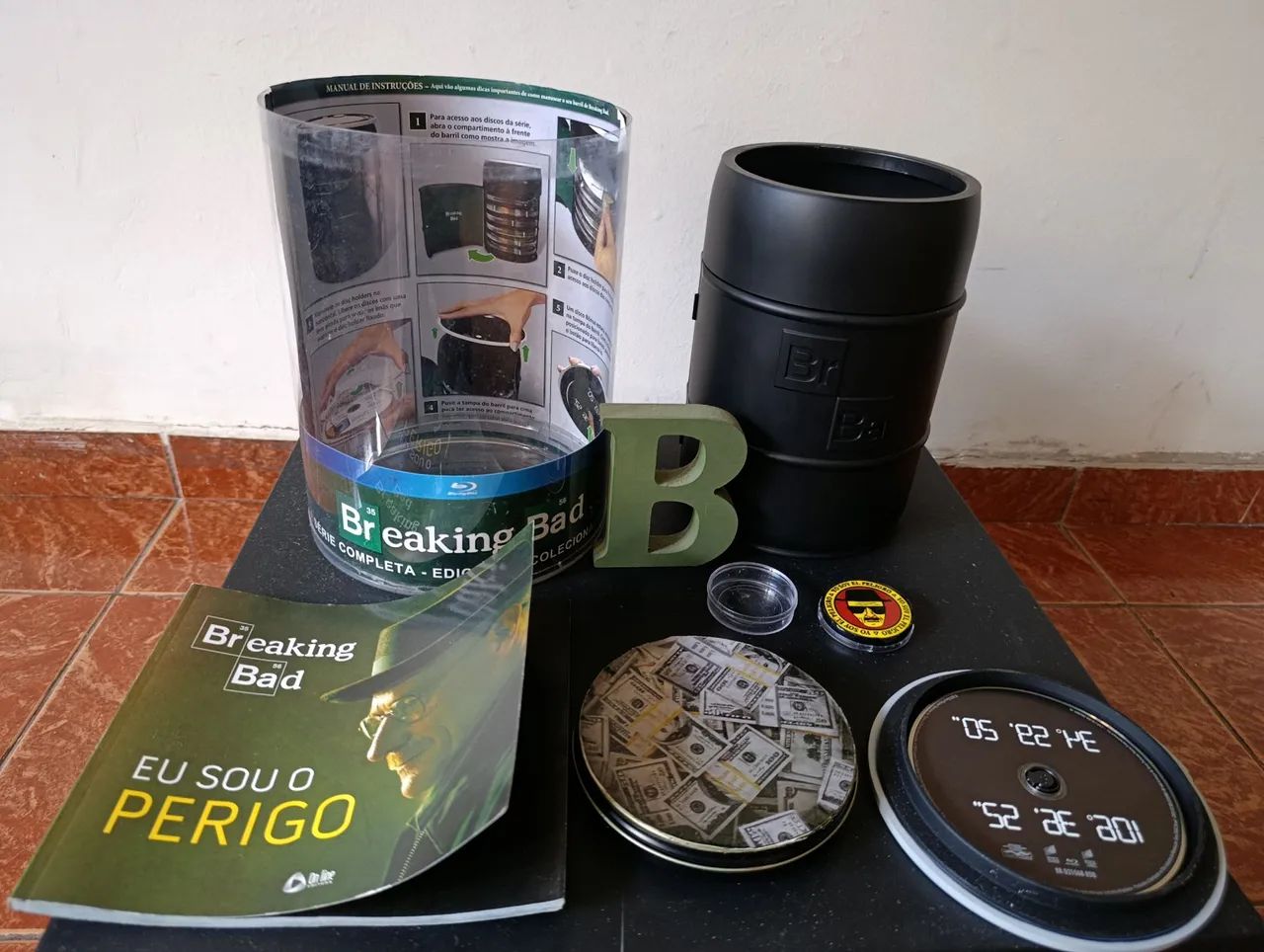 Blu-ray Box Ed Brasileira Barril Breaking Bad  - Foto 2