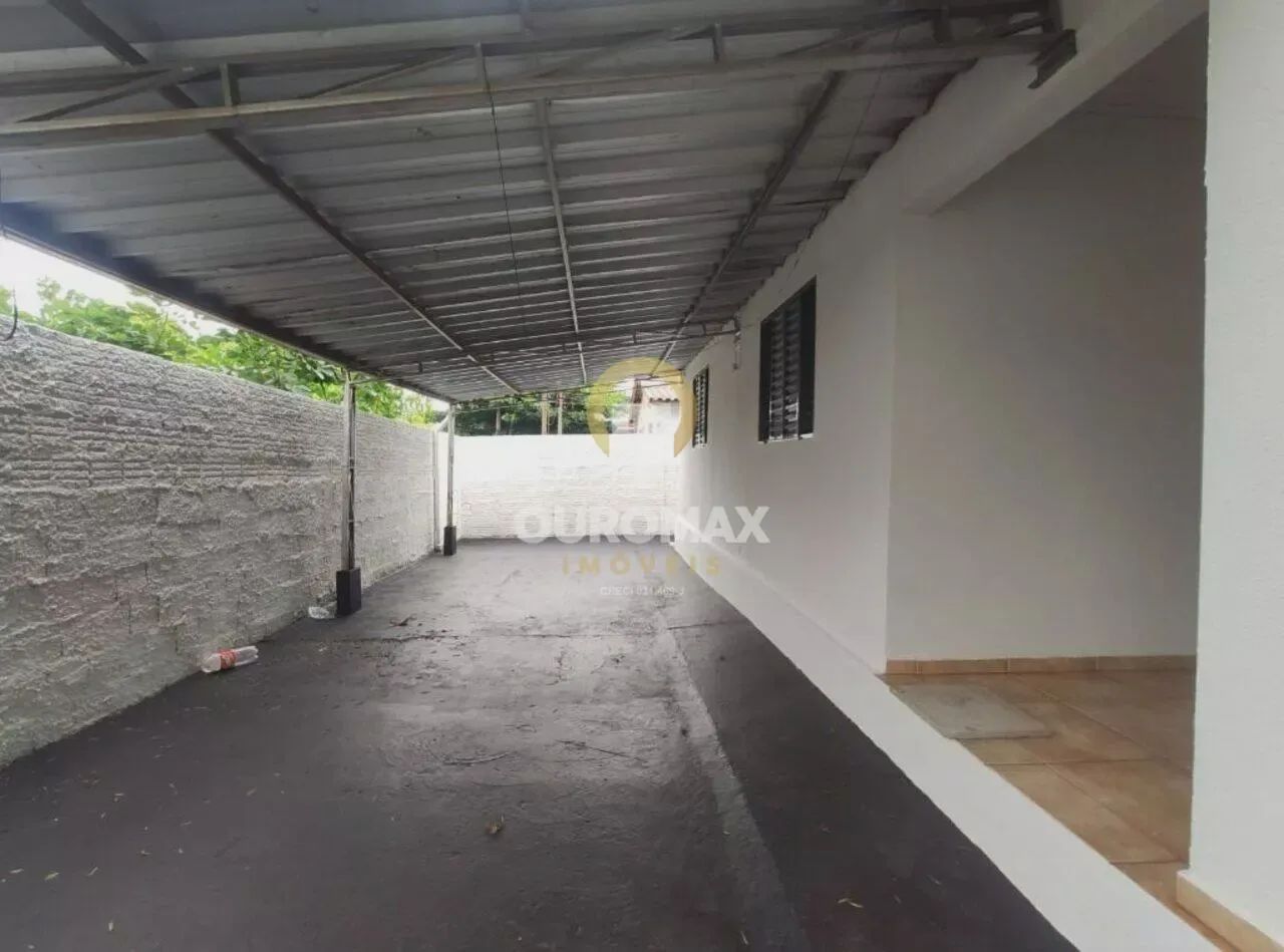 Casa com 2 dormitórios para alugar, por R$ 900/mês - Parque Minas Gerais - Ourinhos/SP. - Foto 4