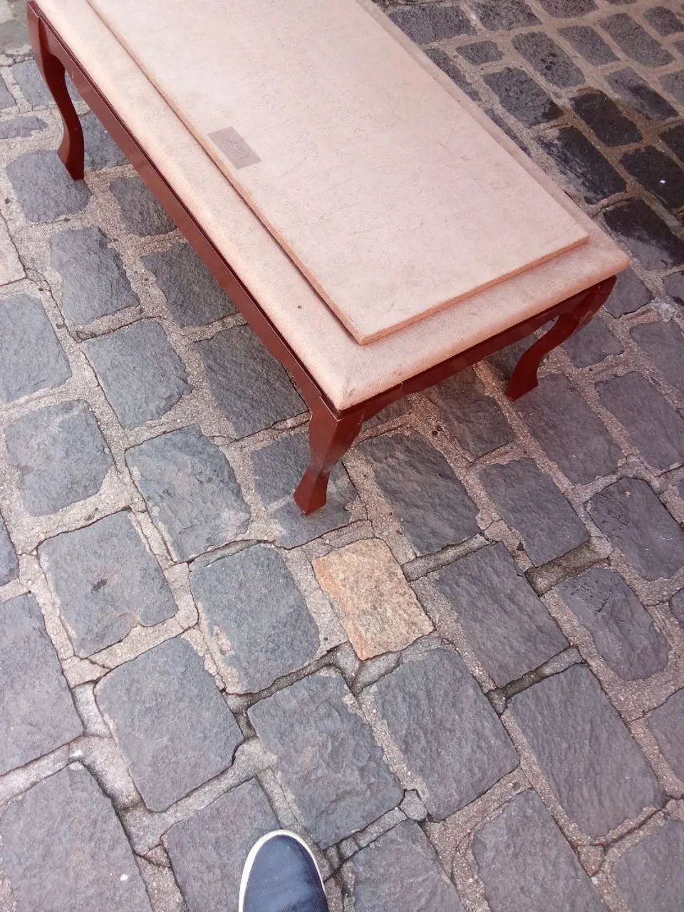 Mesa de Centro em Madeira com Tampo Revestido - Foto 5