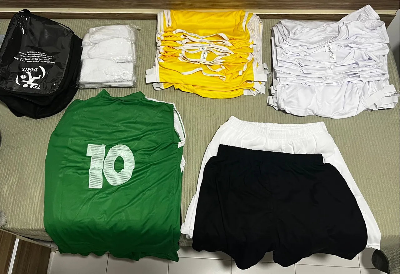 Vendo Kit colete esportivo completo NOVO