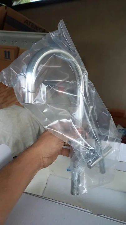 Torneira de Cozinha em Aço Inox - Nova