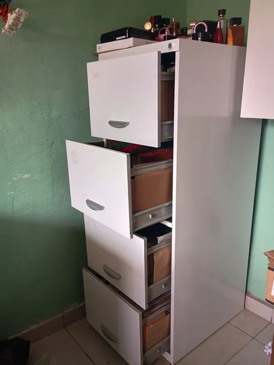Gaveteiro de 4 gavetas branco