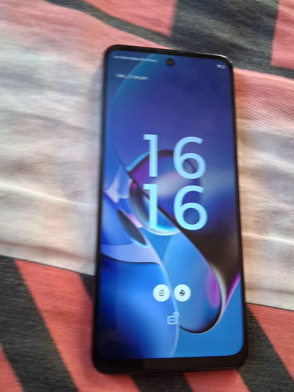 Vende celular seme novo