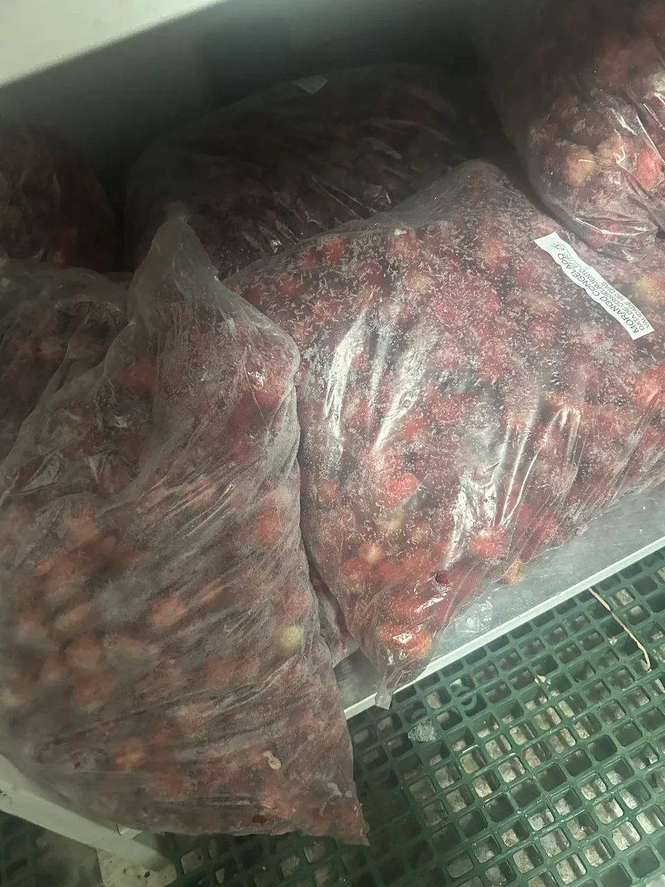 Vende-se morango 