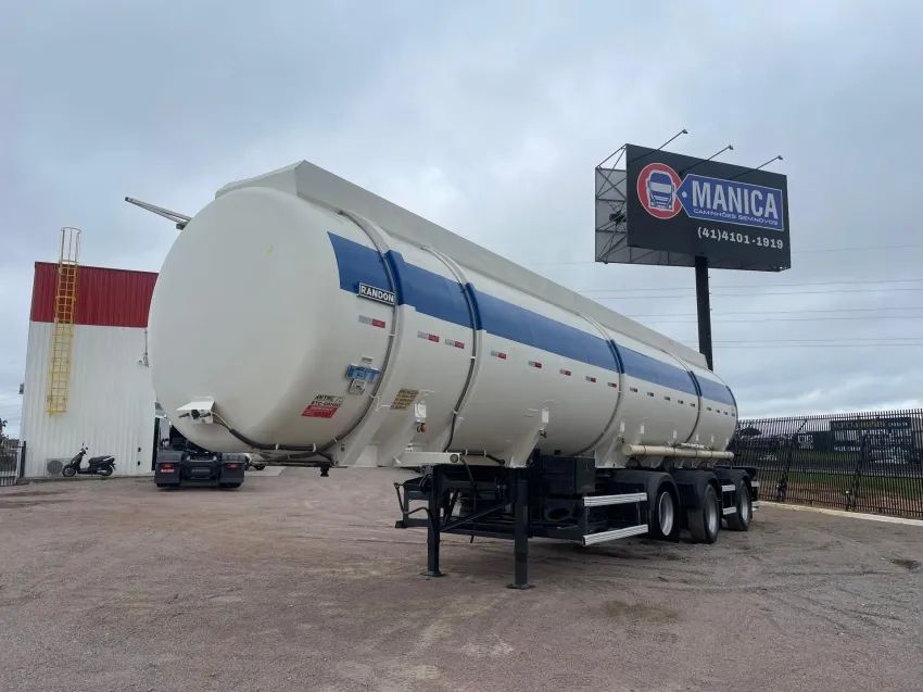 CARRETA TANQUE RANDON VANDERLEIA 43 MIL LITROS ANO 12 - Foto 2