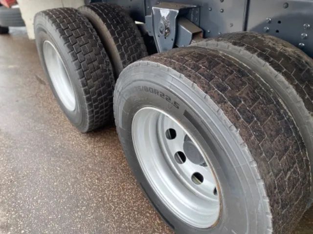 Iveco 230e24 - Foto 7