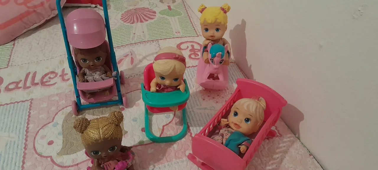 Kit de Bonecas Baby com Acessórios