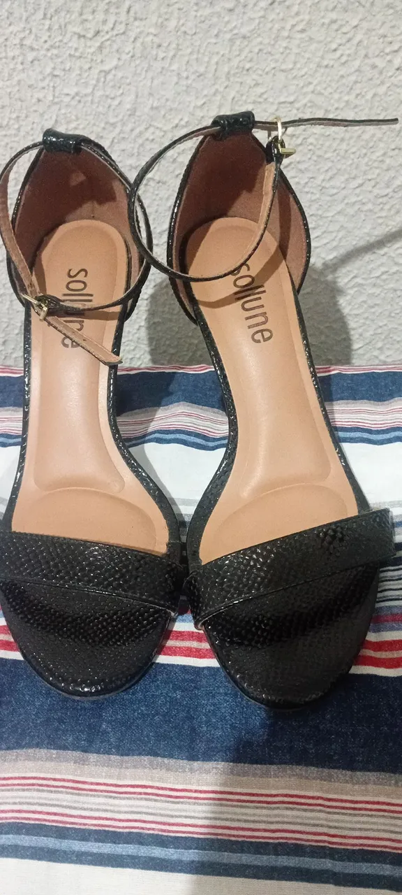 Sandália salto taça