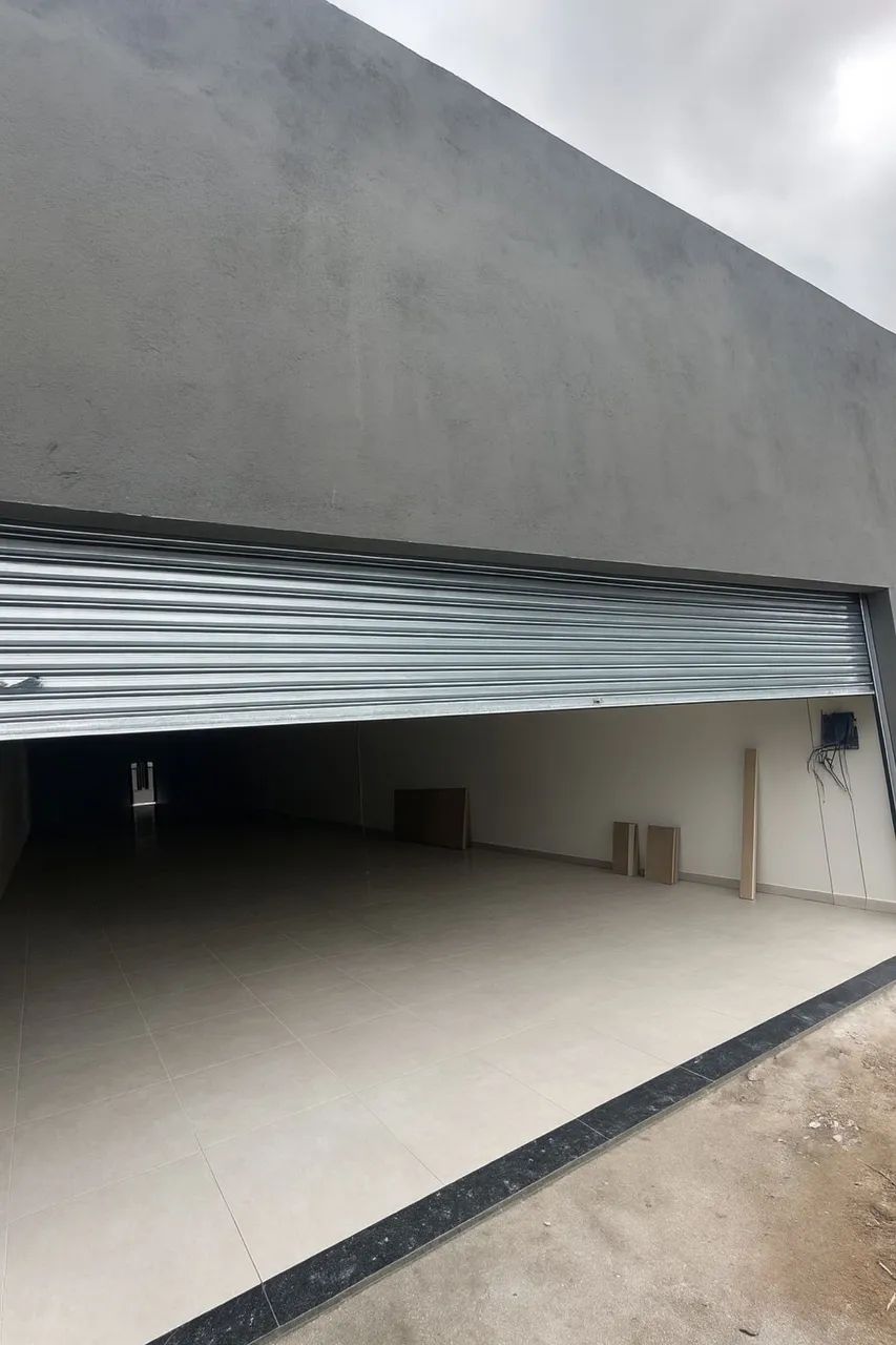 Aluguel. Loja / Ponto comercial. 200 m2. Av Pedro Aldemar Bantin.  - Foto 4