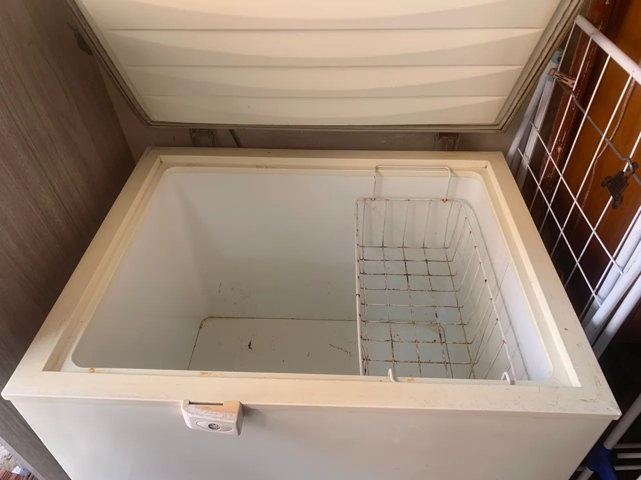 Freezer horizontal funcionando perfeitamente  - Foto 2