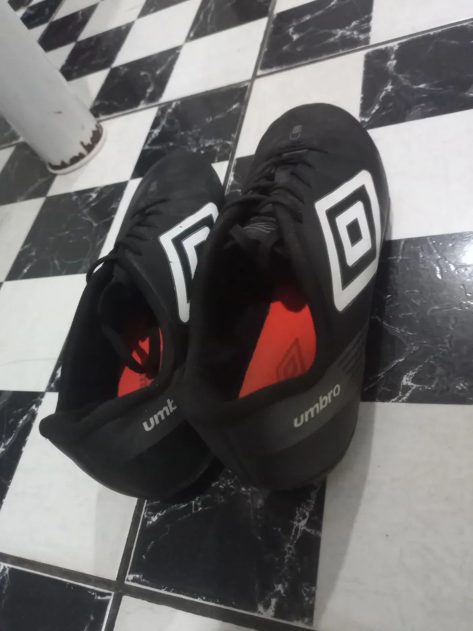 Chuteira Umbro Campo