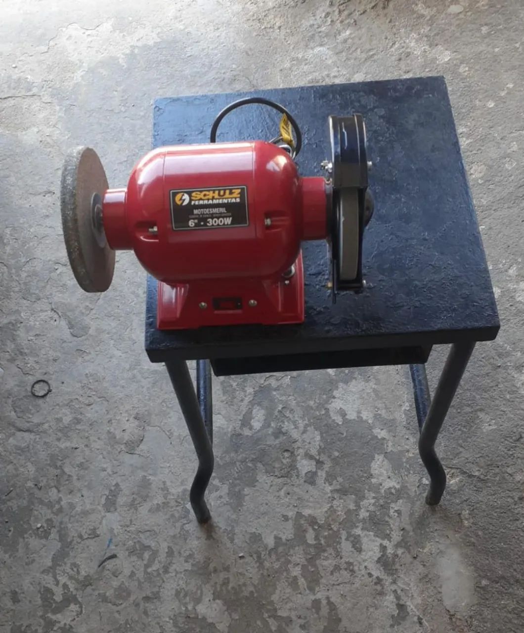 Esmeril de bancada 6' 300W Schulz