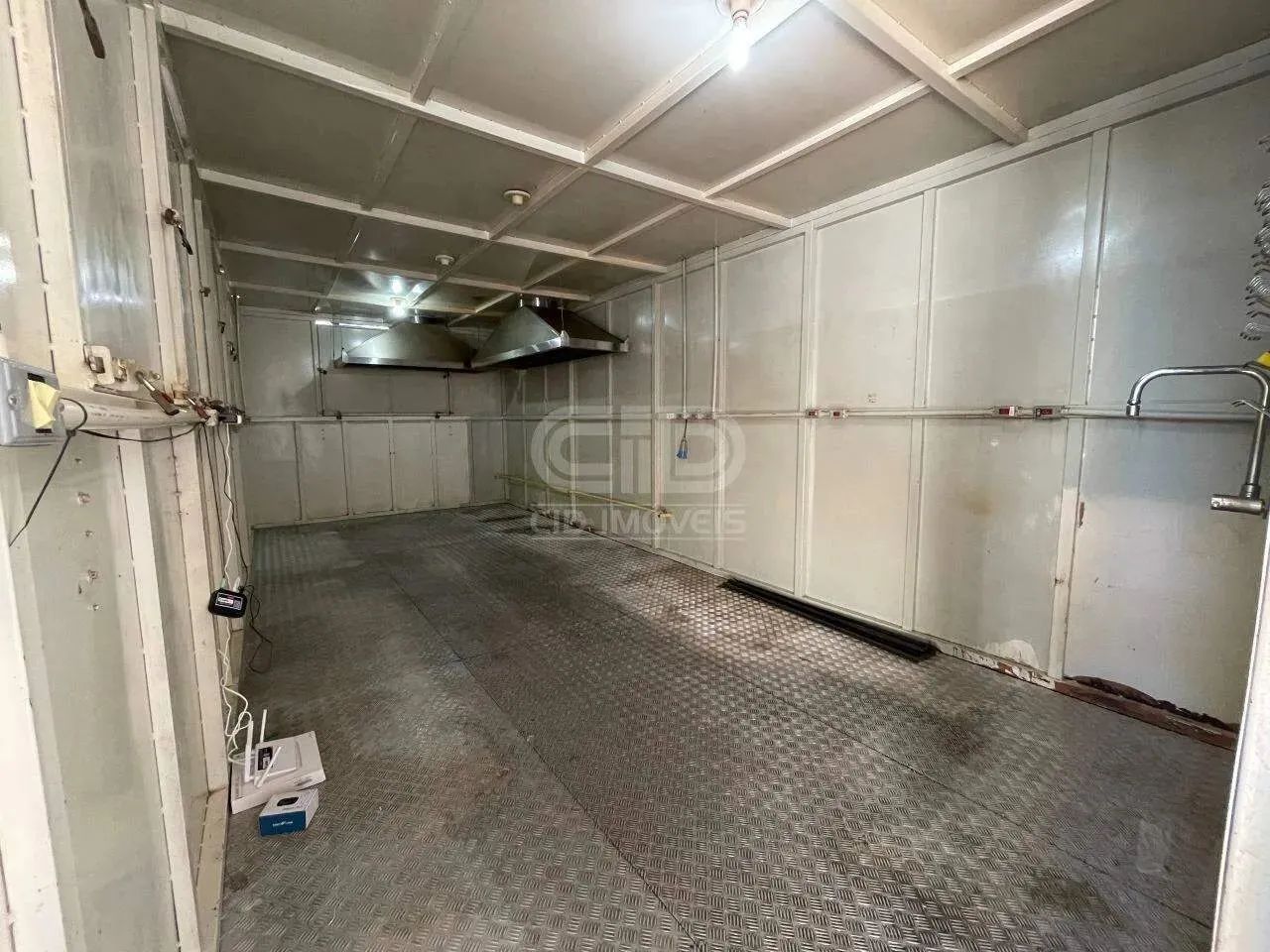 Salão comercial com 220m² no bairro Morada do Ouro - Foto 5