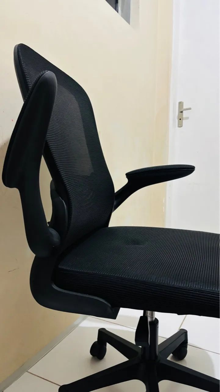 Cadeira de Escritório (nova) Ergonômica Preta - Foto 3