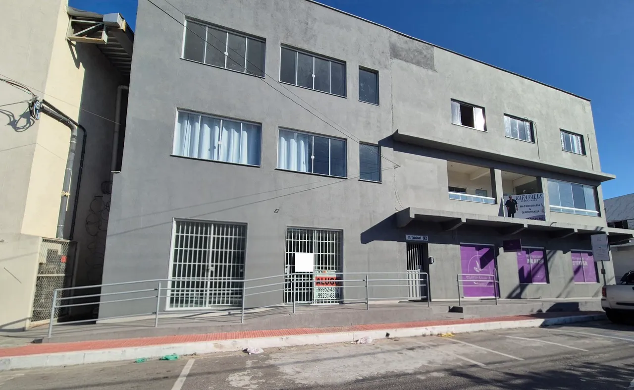 LOJA / SALA - PROX. AV. CENTRAL - LARANJEIRAS - SERRA / ES