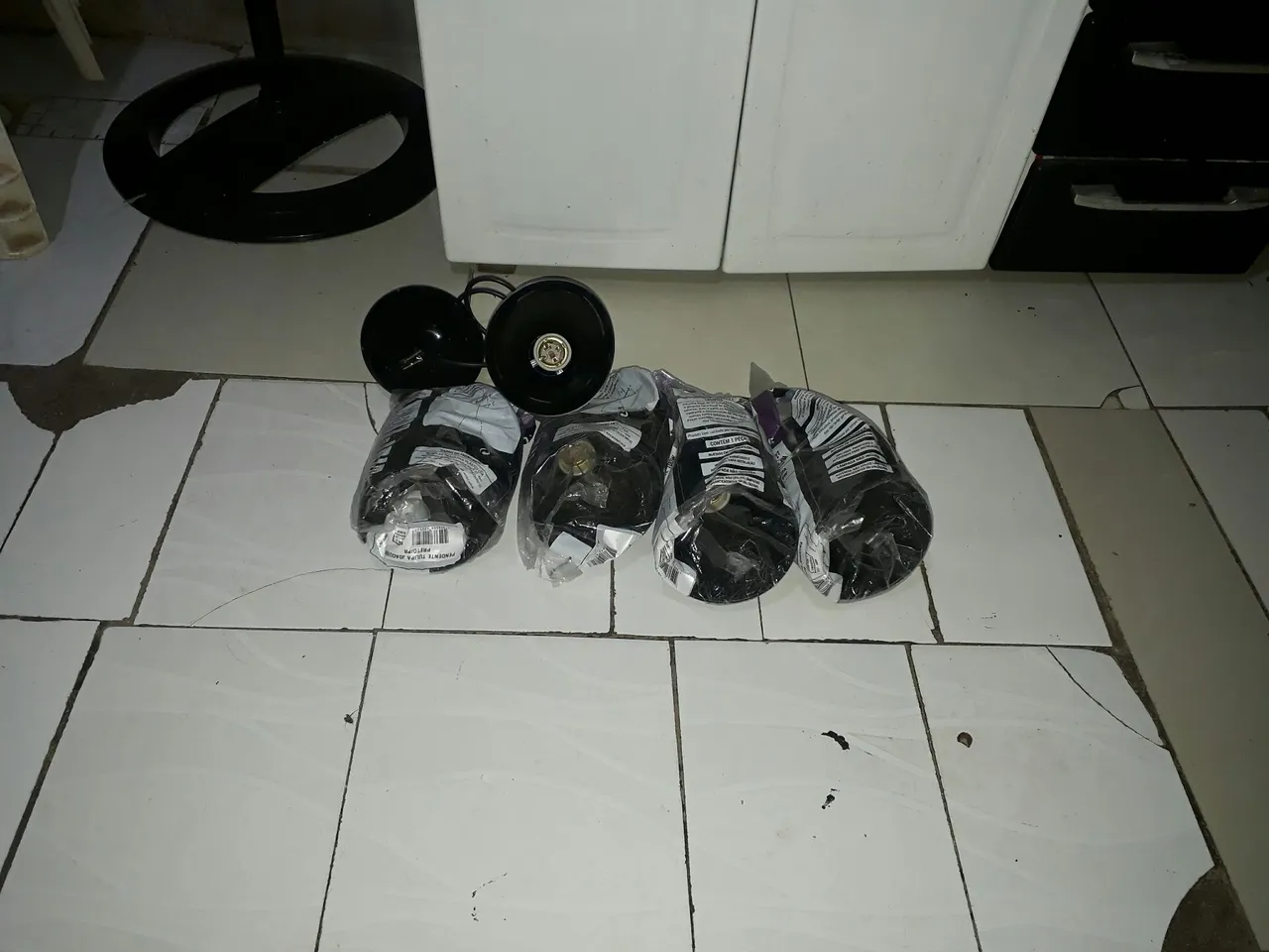 Vendo. Não Entrego! Leia bem o anúncio!