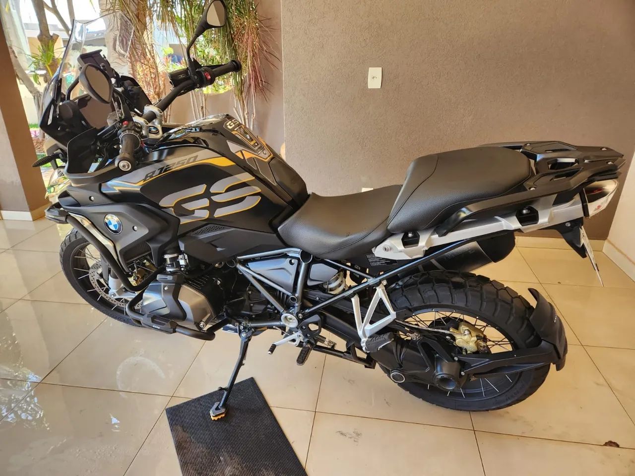 GS1250 Premiun Exclusive  - Foto 3