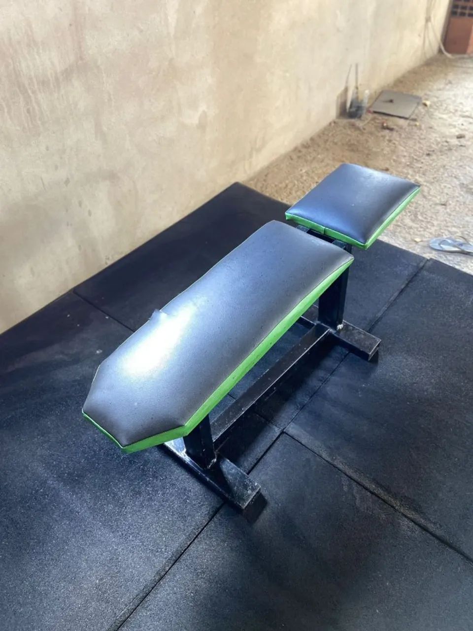 Banco de Musculação Ajustável com Detalhes em Verde - Foto 5