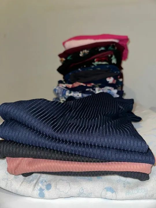 Lote de roupas femininas - várias peças! - Foto 3