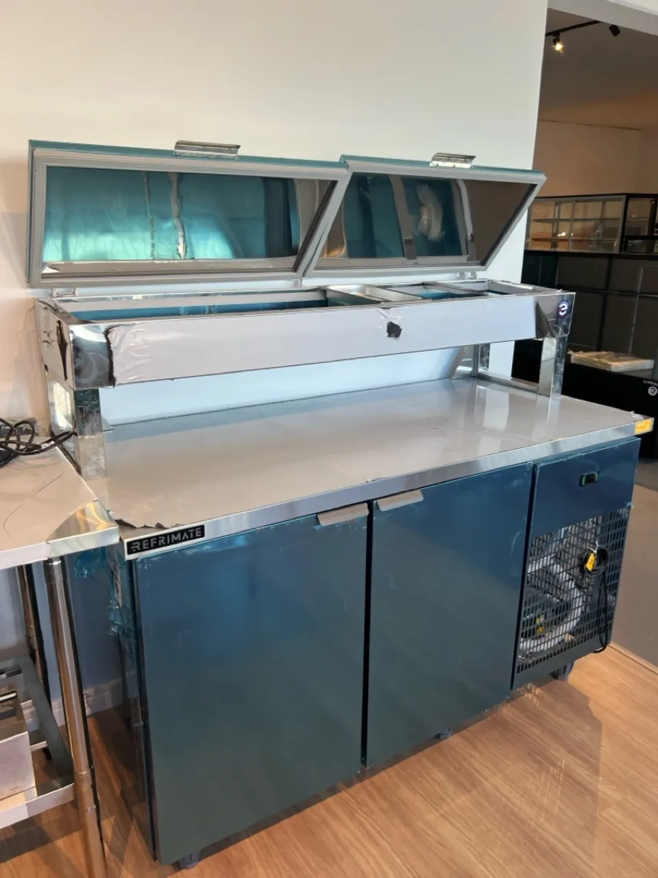 Balcão Condimentadora refrigerada 1.50m total inox - nova - pronta entrega