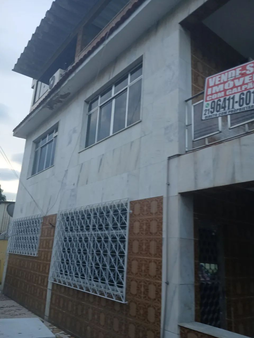   Triplex, Galpão e loja com 450 m2 RGI - Foto 2