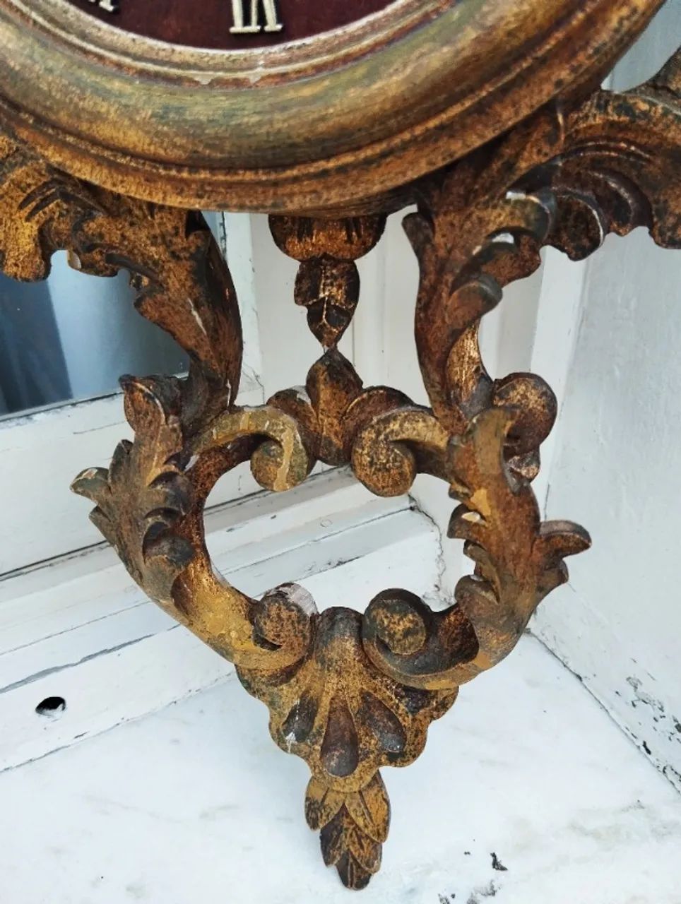 Relógio de parede em madeira entalhada, Luiz XV  - Foto 2