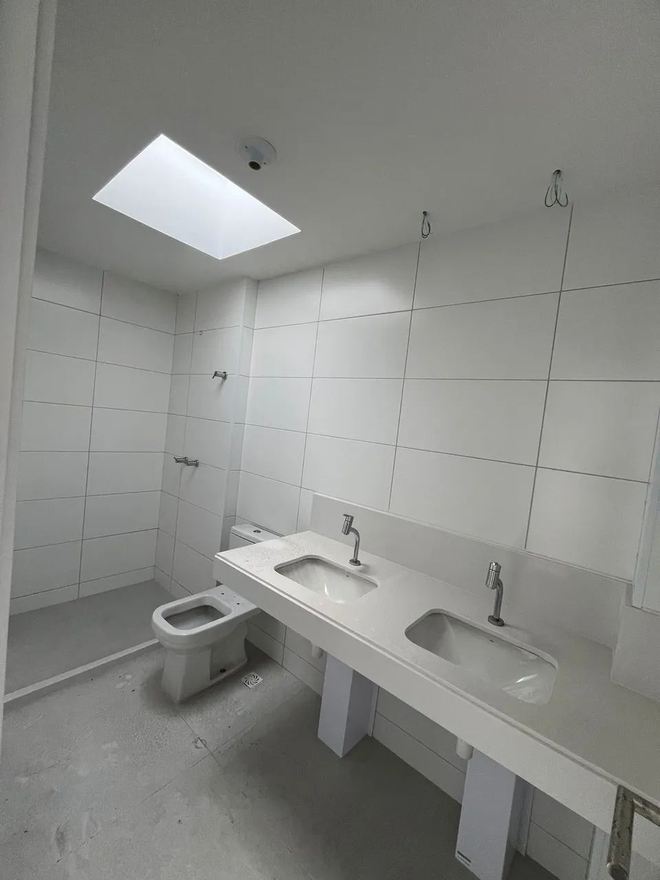 Excelente casa de condomínio sobrado para aluguel, 03 suites, nova em Intermares - Foto 3