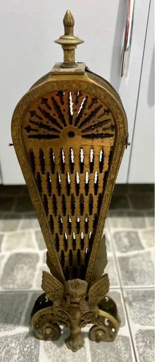 Antigo protetor de lareira em bronze