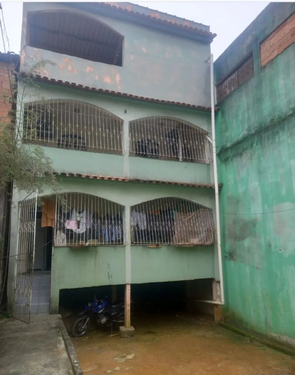 Vende-se casa dúplex com escritura no presidente medice  - Foto 2