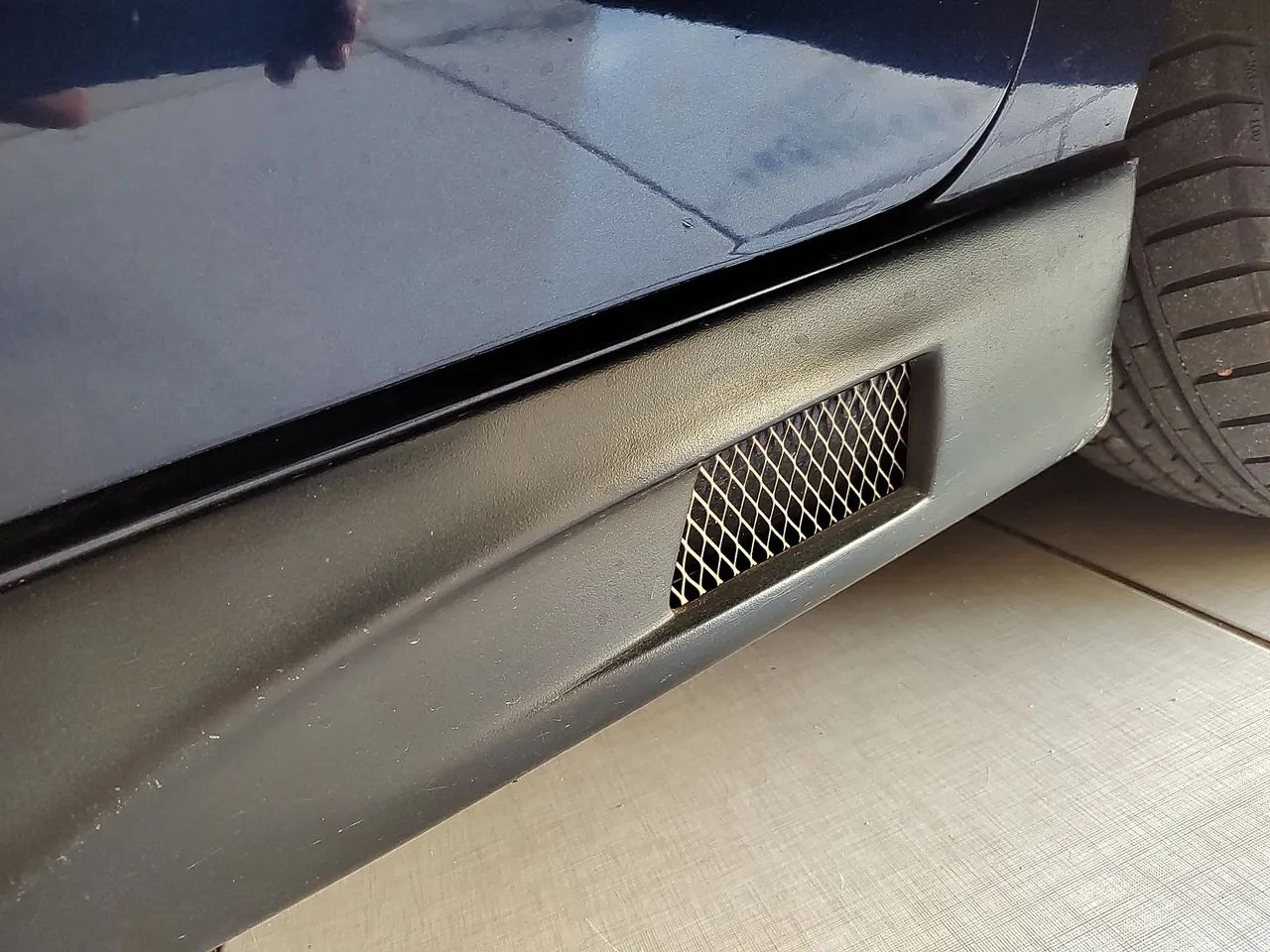 Vendo spoiler lateral universal e algumas peças do golf mk3 antigo - Foto 3