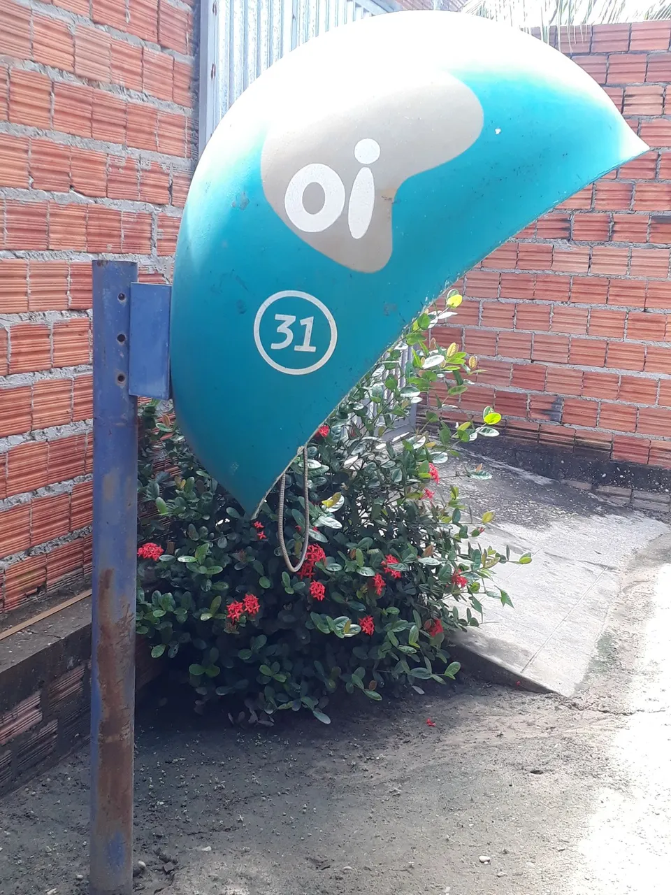Orelhão Antigo Completo