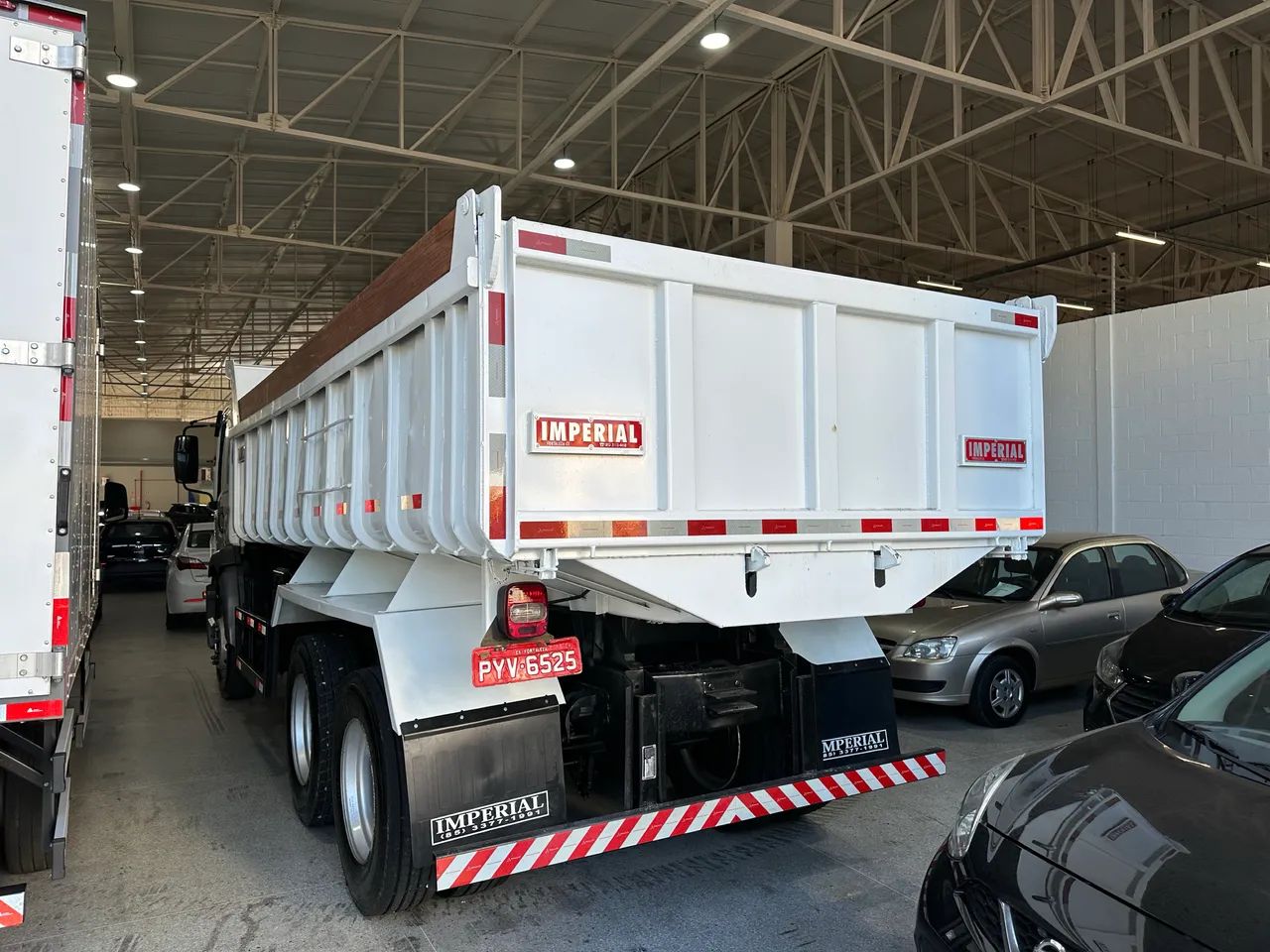 VOLKSWAGEN CONSTELLATION 24.280 6X2 - Foto 7