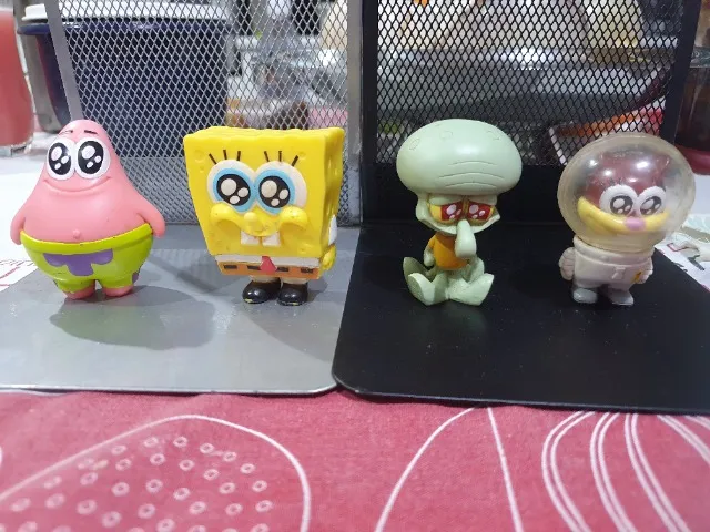 Coleção Bobs Toy Arts Bob Esponja com 4 personagens